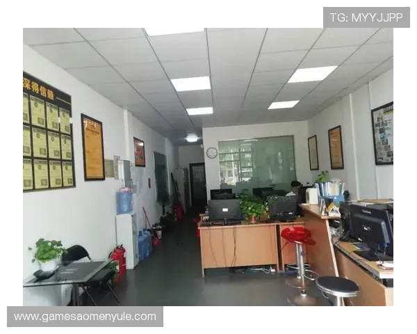澳门回力海立方所属的公司具体背景及其在澳门地产行业中的地位分析